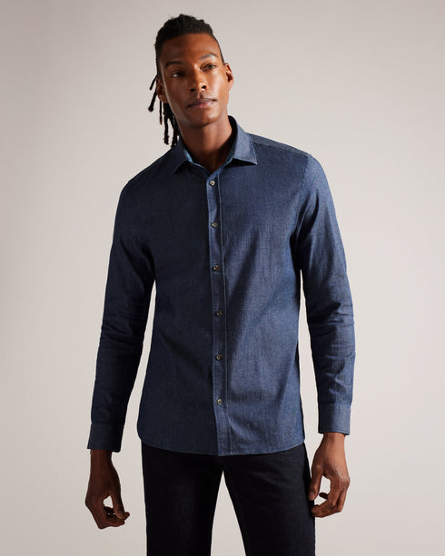 LODERS-Shirts-Revamp your casual wardrobe with our LODERS shirt in a sleek slim fit. The button fastening ensures easy wear, while the curved hem adds a touch of modern flair. When you're heading out for a relaxed evening, this shirt has your back. Denim shirt Slim fit Long sleeves Classic collar Button fastening Curved hem- Ted Baker Romania